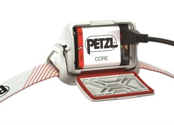 PETZL ACTIK CORE Kafa Feneri (600 lümen) E065AA00 KIRMIZI